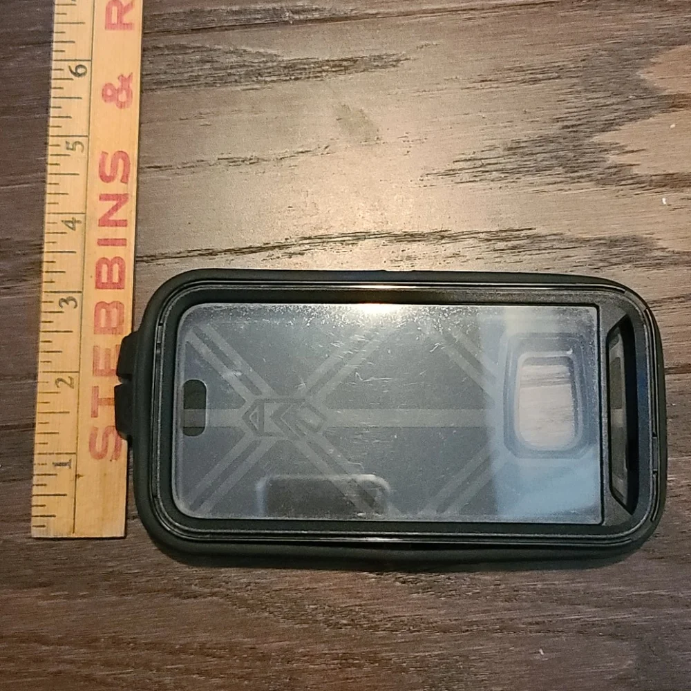 7/15 Otter box case with box